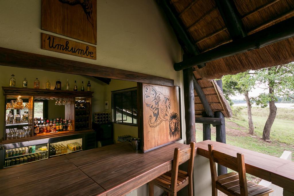 Umkumbe Safari Lodge Mbombela ภายนอก รูปภาพ